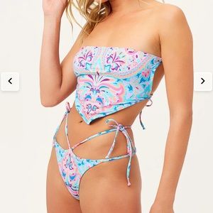 Frankie’s Bikinis scarf print bikini